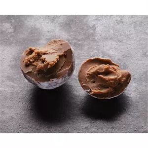 Charbonnel et Walker Milk Marc De Champagne Chocolate Truffled Red Mini Heart 34g